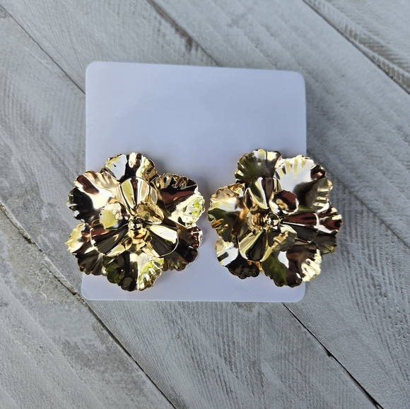 Elegant Earrings, Jewelry, Fashion Earrings, Statement Earrings, Floral Earrings - Picture 2 of 3